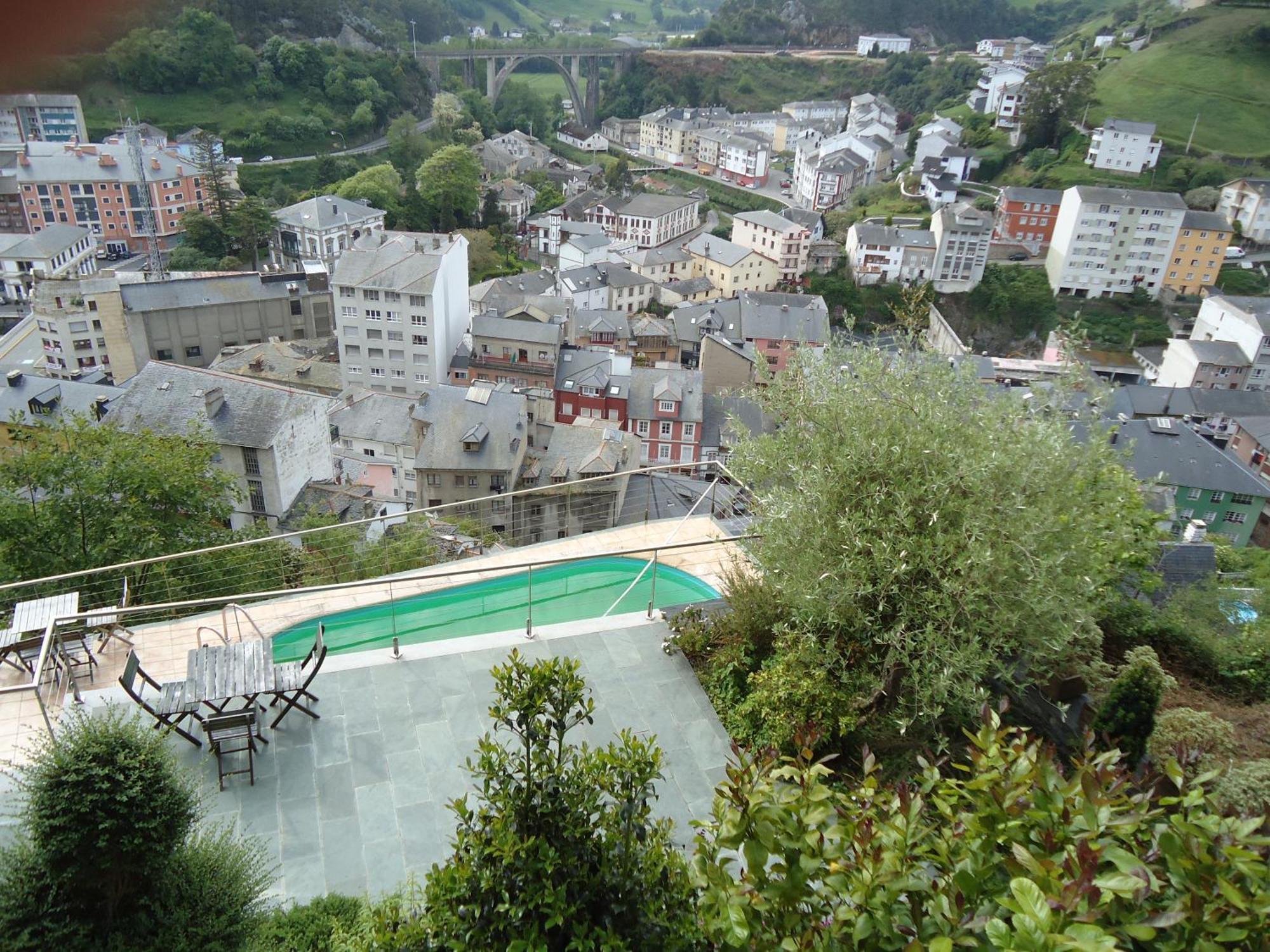 Casona El Gurugu Otel Luarca Dış mekan fotoğraf